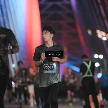 Runner Photo 6250440
