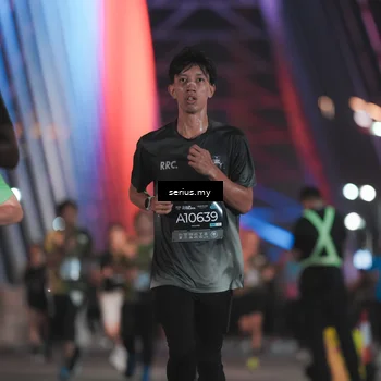 Runner Photo 6250459