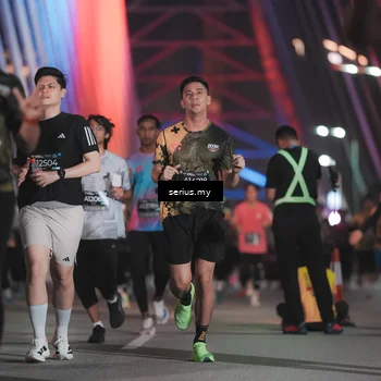 Runner Photo 6250575