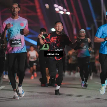 Runner Photo 6250620