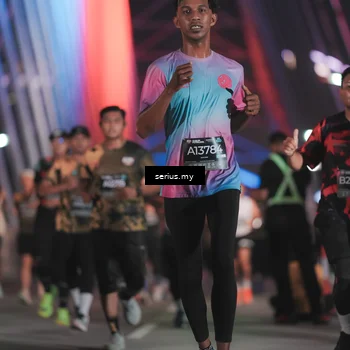 Runner Photo 6250680