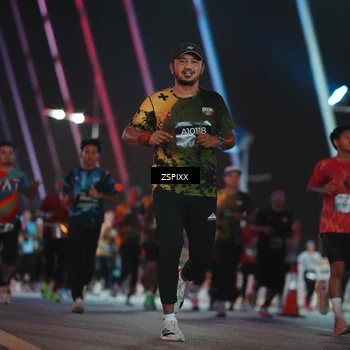 Runner Photo 6250684