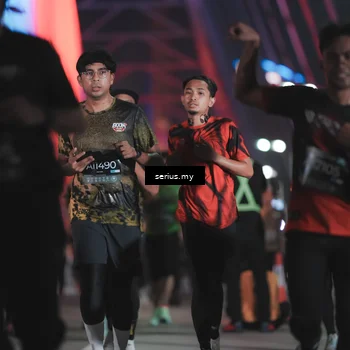 Runner Photo 6250887