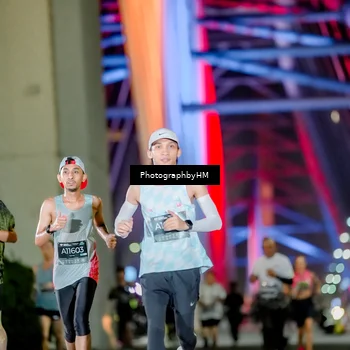 Runner Photo 6250903