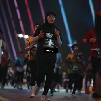 Runner Photo 6250977