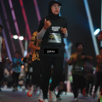 Runner Photo 6250997