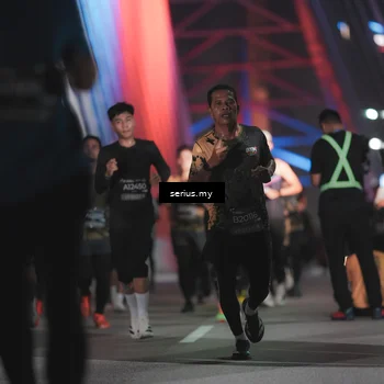 Runner Photo 6251183