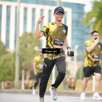 Runner Photo 6251190