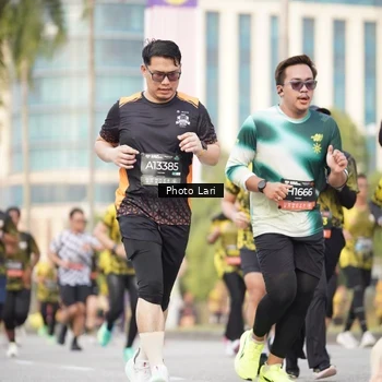 Runner Photo 6251251