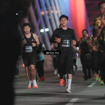 Runner Photo 6251255