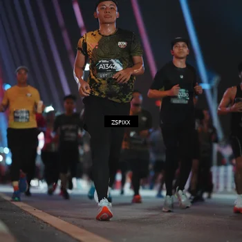 Runner Photo 6251355