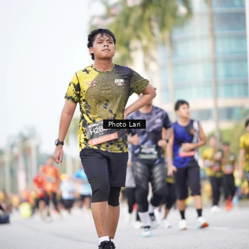 Runner Photo 6251615