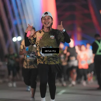 Runner Photo 6251675