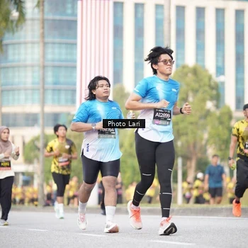 Runner Photo 6251676