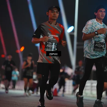 Runner Photo 6251712