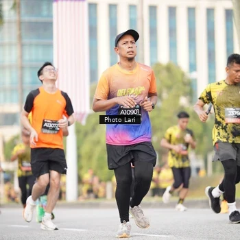 Runner Photo 6251740