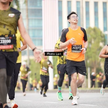 Runner Photo 6251751