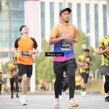 Runner Photo 6251753