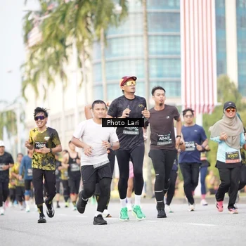 Runner Photo 6251807