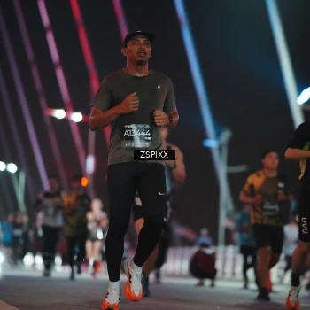 Runner Photo 6251819