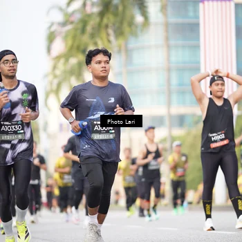 Runner Photo 6251835