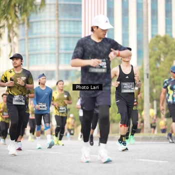 Runner Photo 6251858