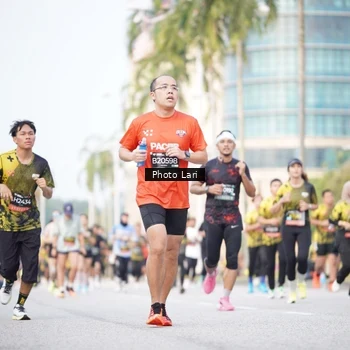 Runner Photo 6251870