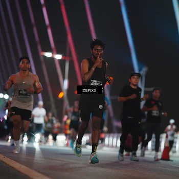 Runner Photo 6251974