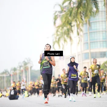 Runner Photo 6252038