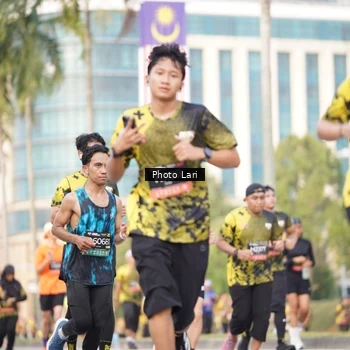 Runner Photo 6252065