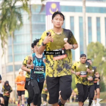 Runner Photo 6252067