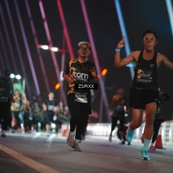 Runner Photo 6252110