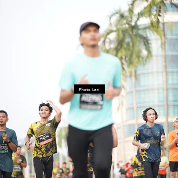 Runner Photo 6252116