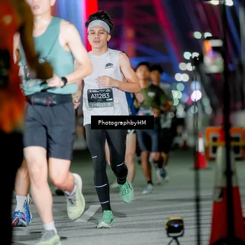 Runner Photo 6252133