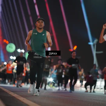 Runner Photo 6252219