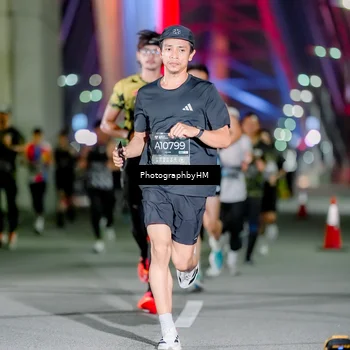 Runner Photo 6252255