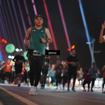 Runner Photo 6252258