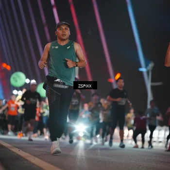Runner Photo 6252277