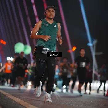 Runner Photo 6252284