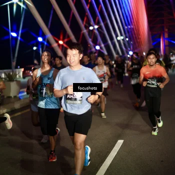 Runner Photo 6252296