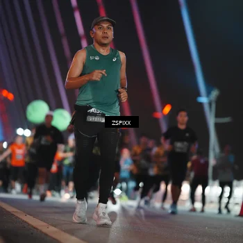 Runner Photo 6252298