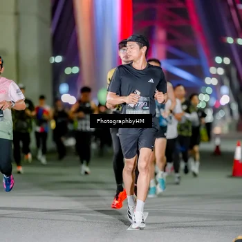 Runner Photo 6252402