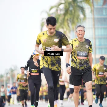 Runner Photo 6252413