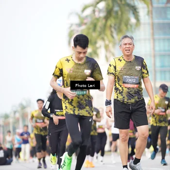 Runner Photo 6252421