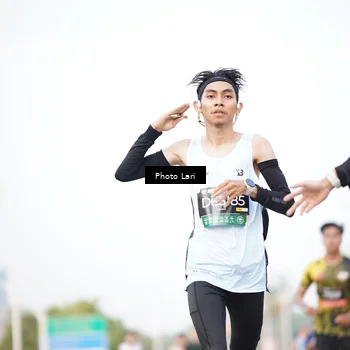 Runner Photo 6252430