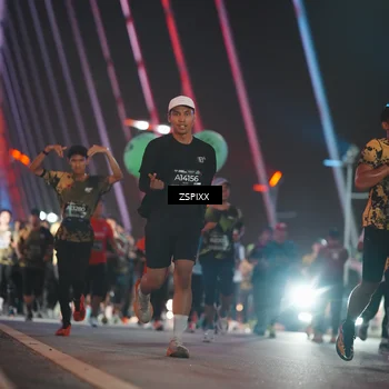 Runner Photo 6252435
