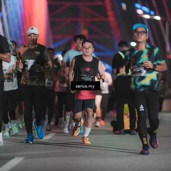 Runner Photo 6252477