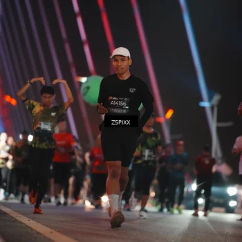 Runner Photo 6252498