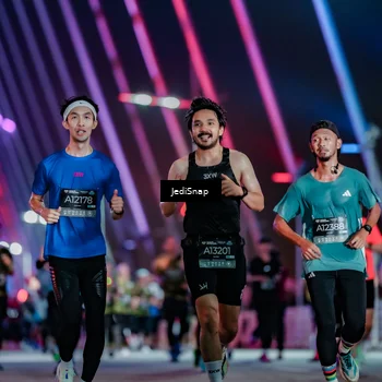 Runner Photo 6252519