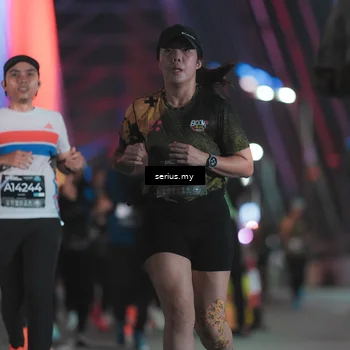 Runner Photo 6252540